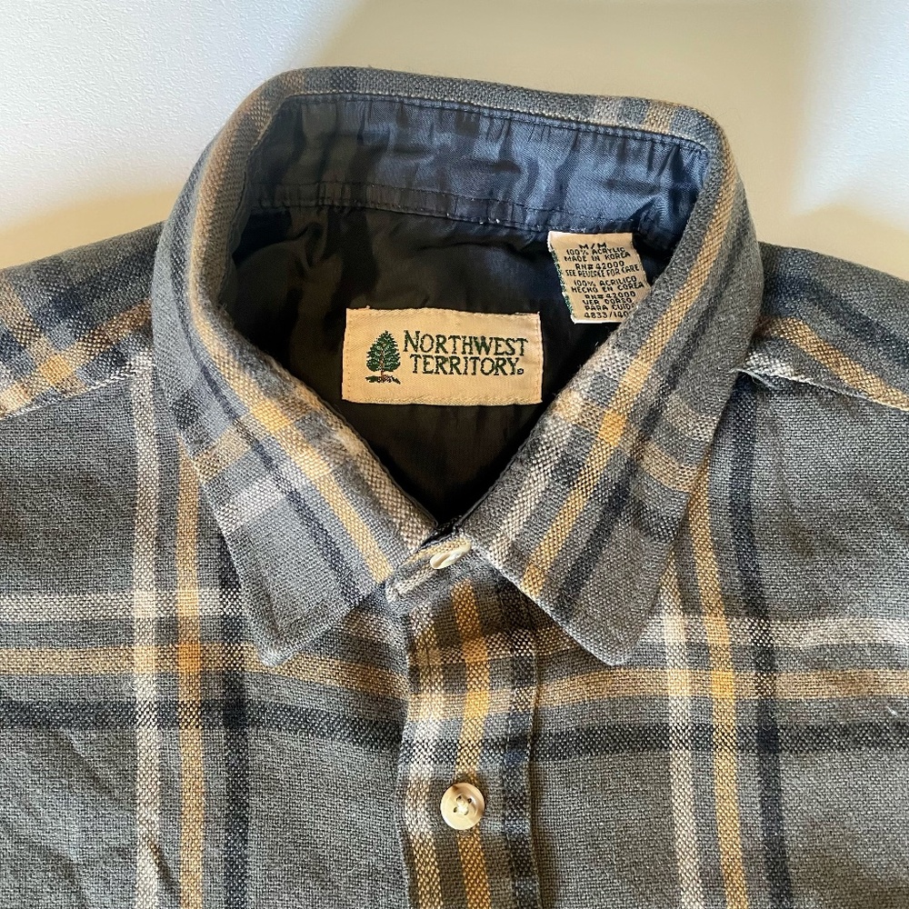 Vintage Northwest Territory Flannel, Medium